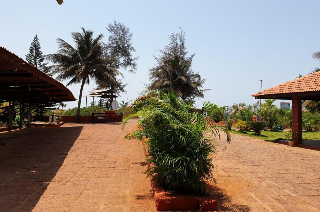 Sagar Sawali Beach Resort Karde Dāpoli Exterior foto